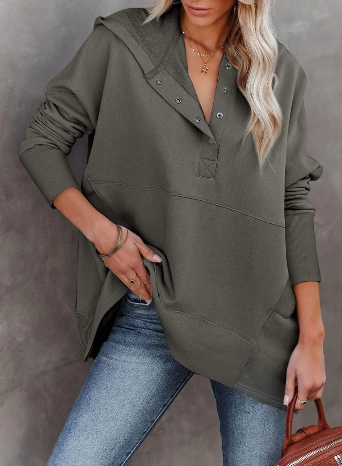 Chatinction Womens Button Tunic Hoodies Oversize V Neck Long Sleeve Pullover Sweatshirts Hooded Tops with Pockets
