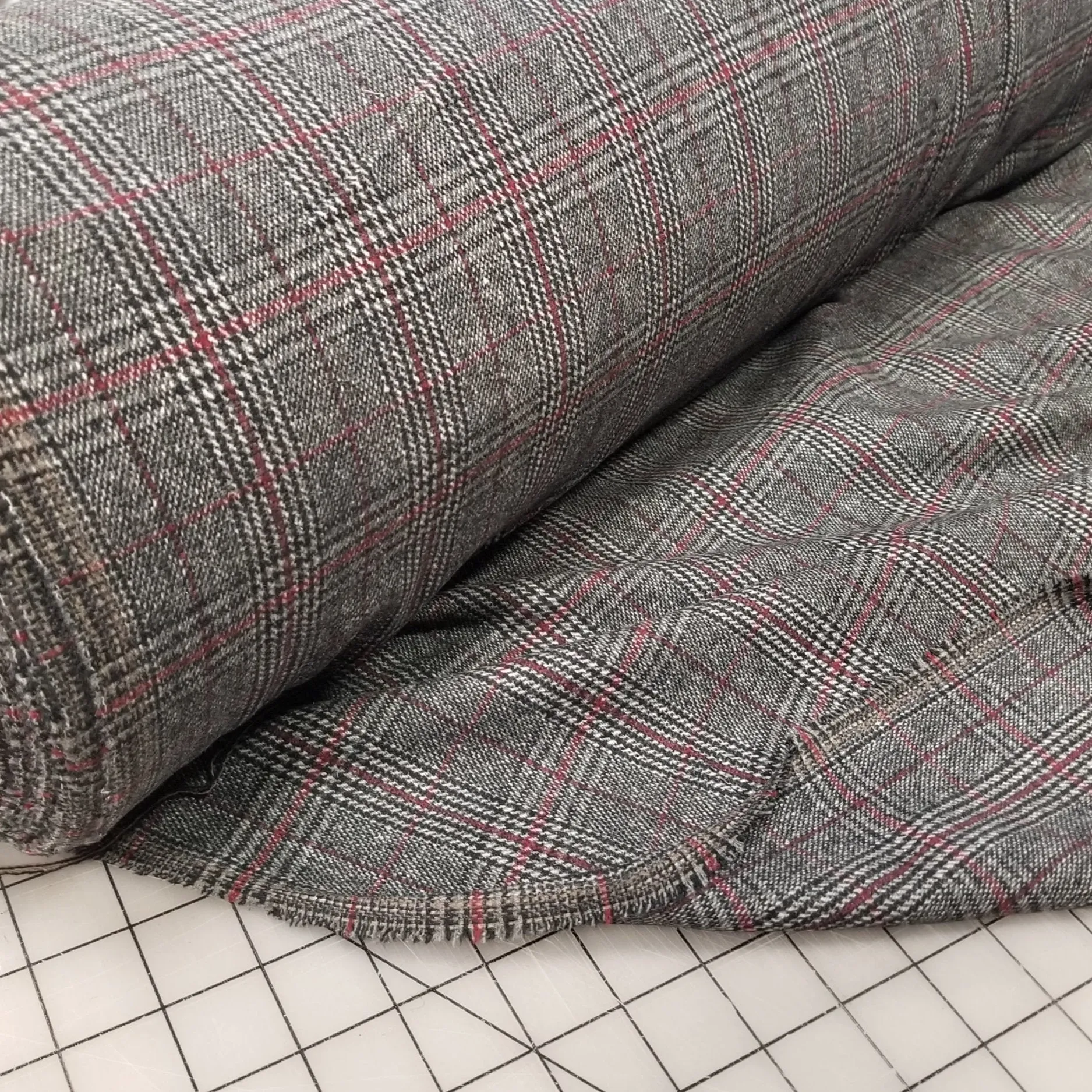 End of Bolt: 2.5 yards of Wool Blend Melton Glen Plaid Charcoal and Red Lightweight Woven-remnant