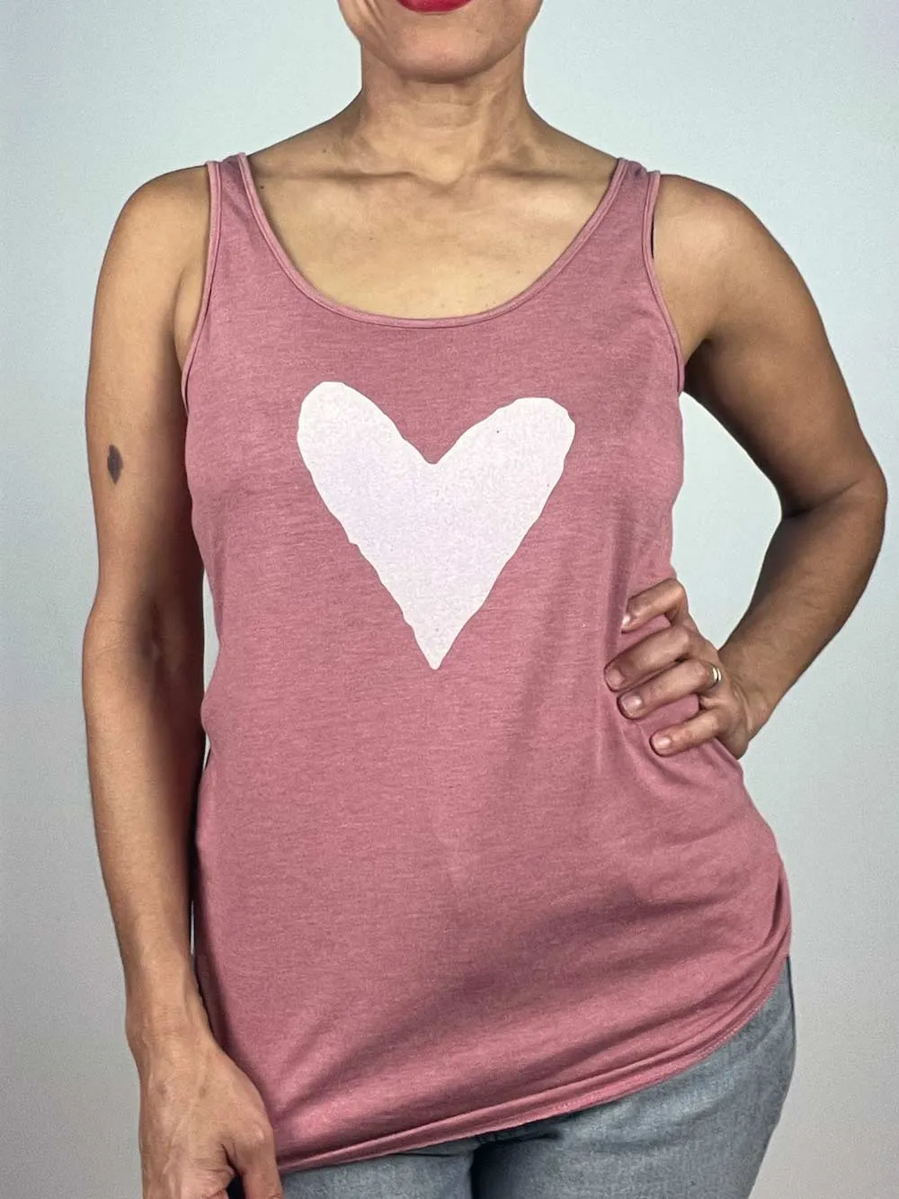 Graphic Heart Tank in Mauve