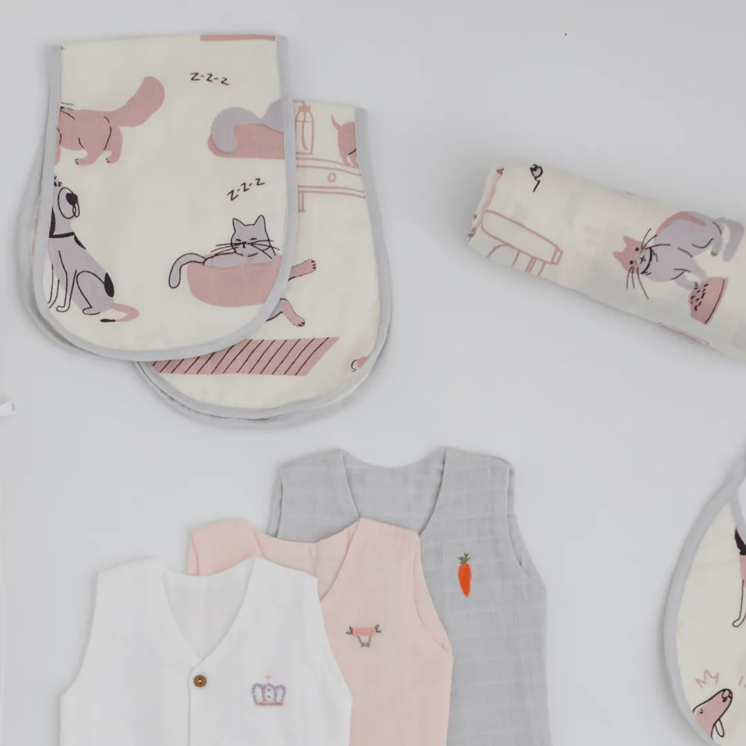 Hospital Bag Must Haves Combo - Woofles & Purrito (total 16 Muslin Items)