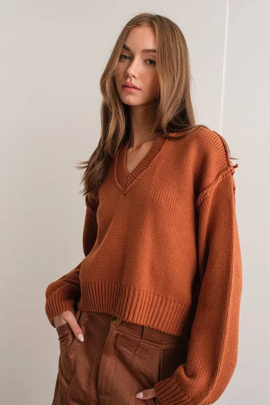 NANCY V-NECK STRAIP SWEATER TOP