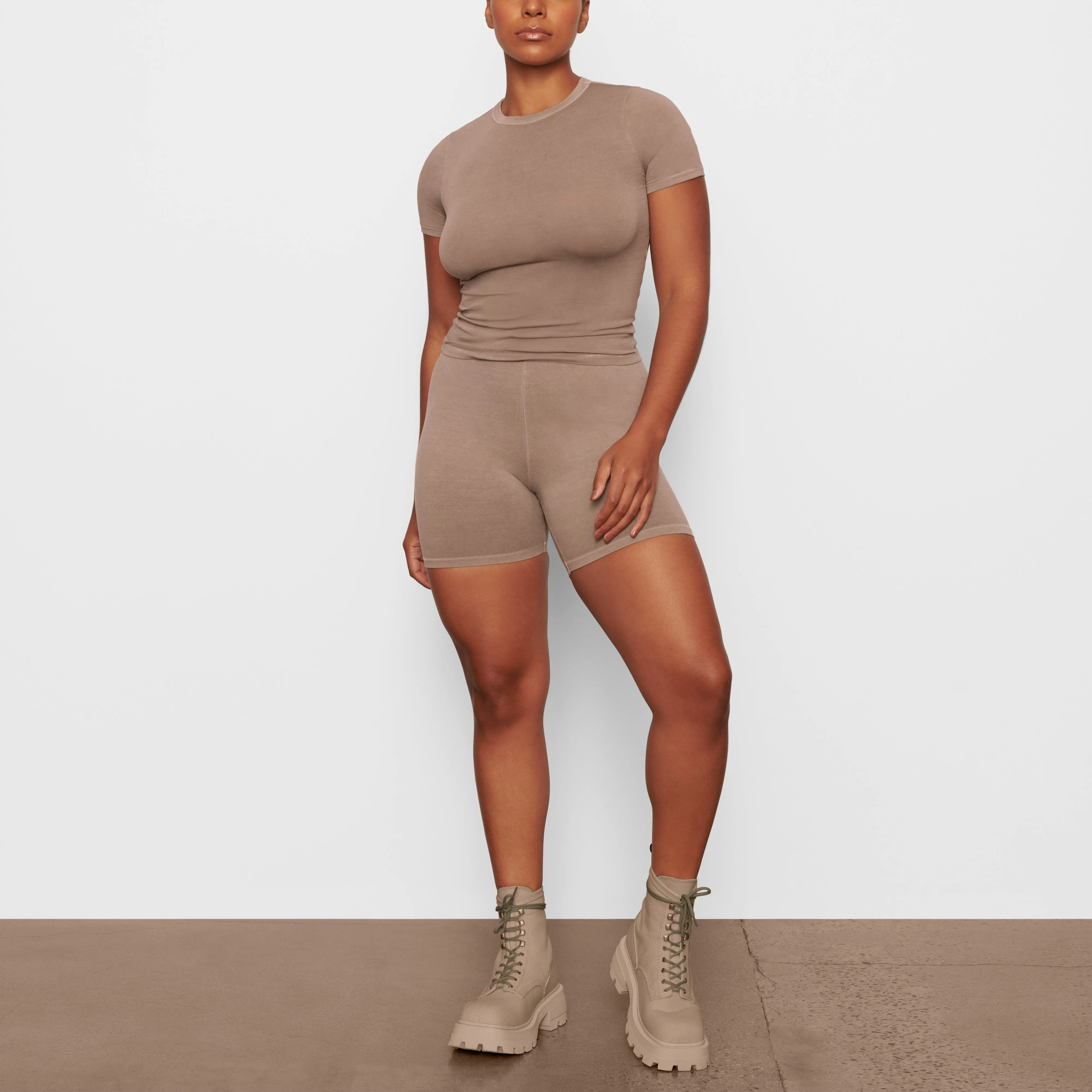 OUTDOOR BASICS T-SHIRT | DESERT