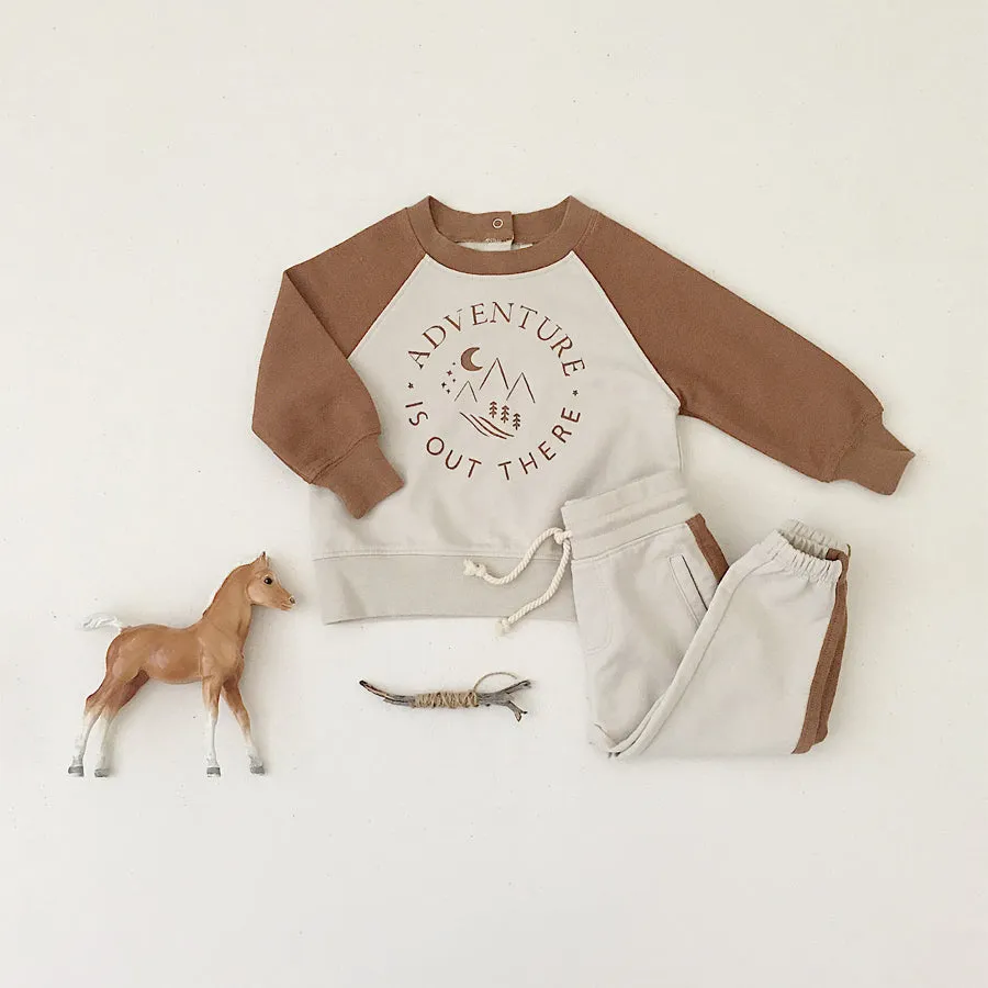 Raglan Sweatshirt - Adventure
