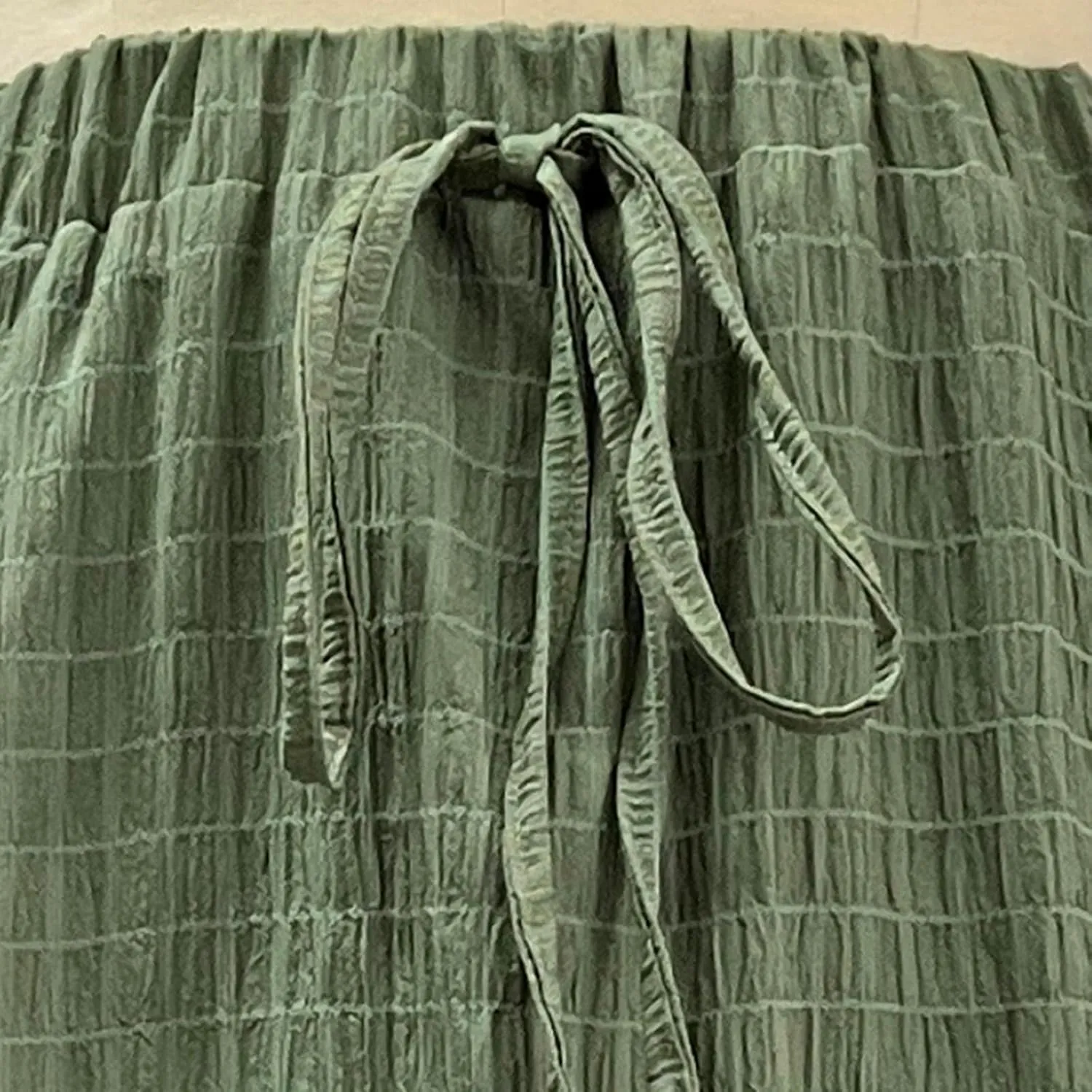 Skirts for Women Casual High Waist Drawstring Elastic Trendy Pleated A-Line Flared Loose Solid Long Skirts for Vacation