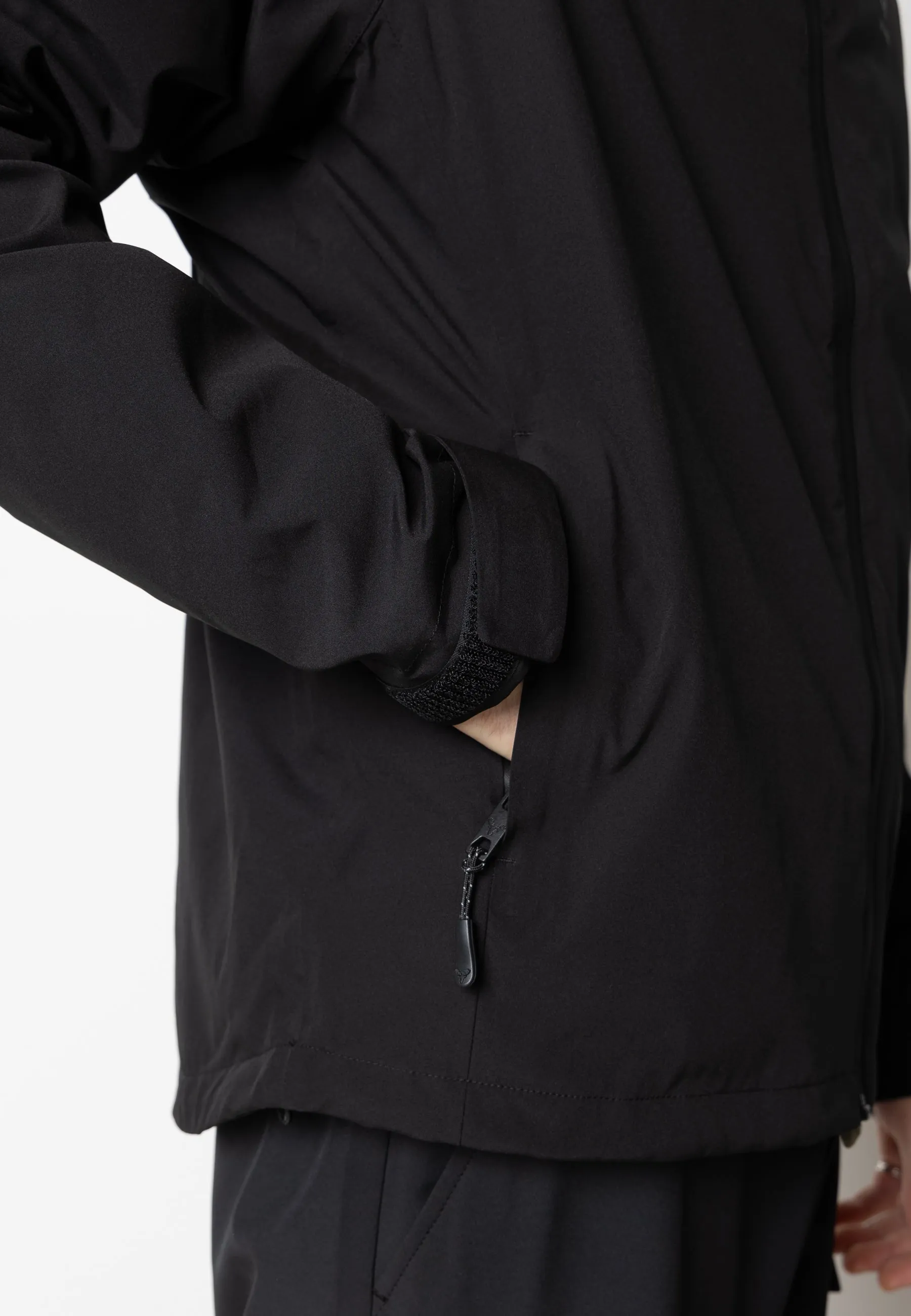 SKY SHELL JACKET - Black