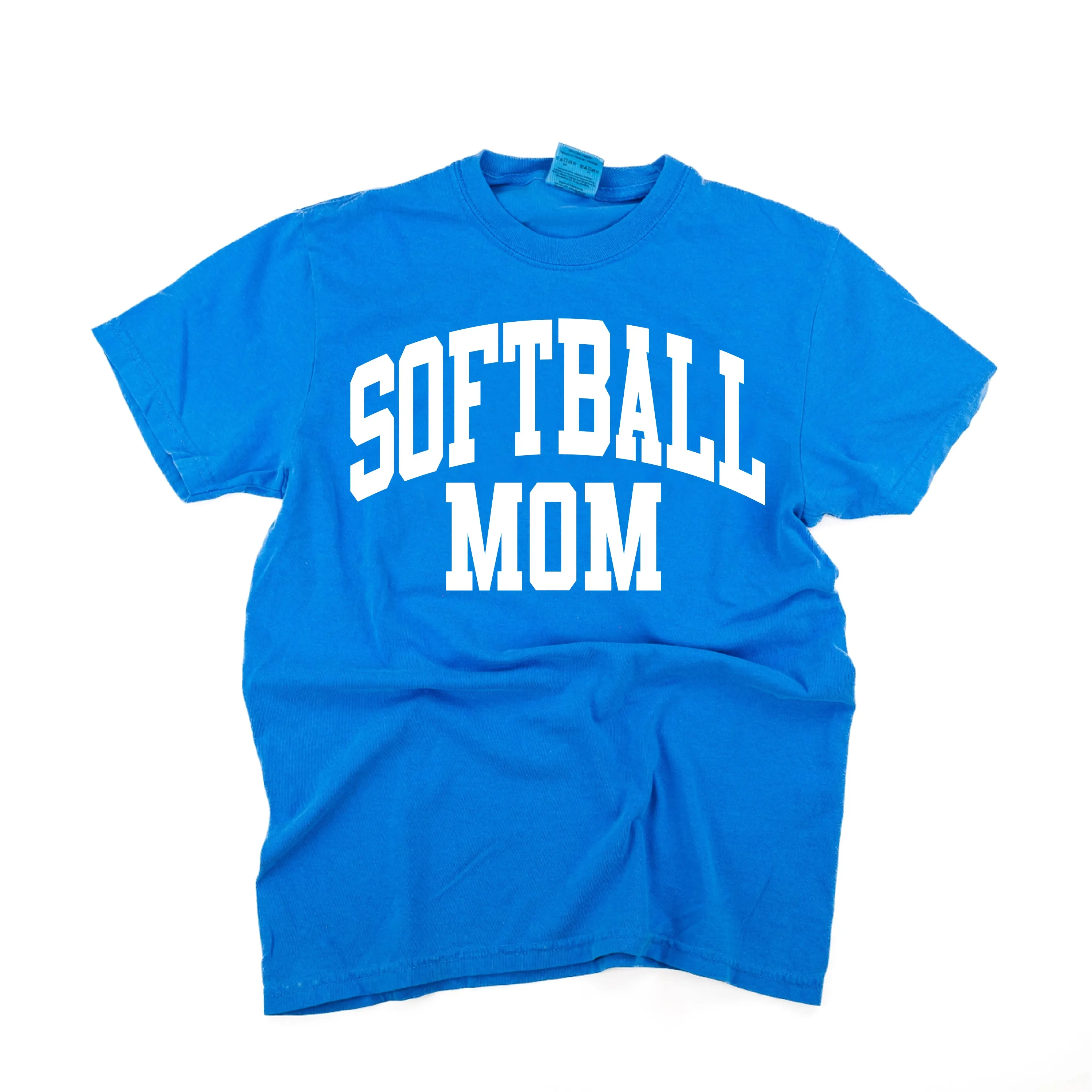 Varsity Style - SOFTBALL MOM - SHORT SLEEVE COMFORT COLORS TEE