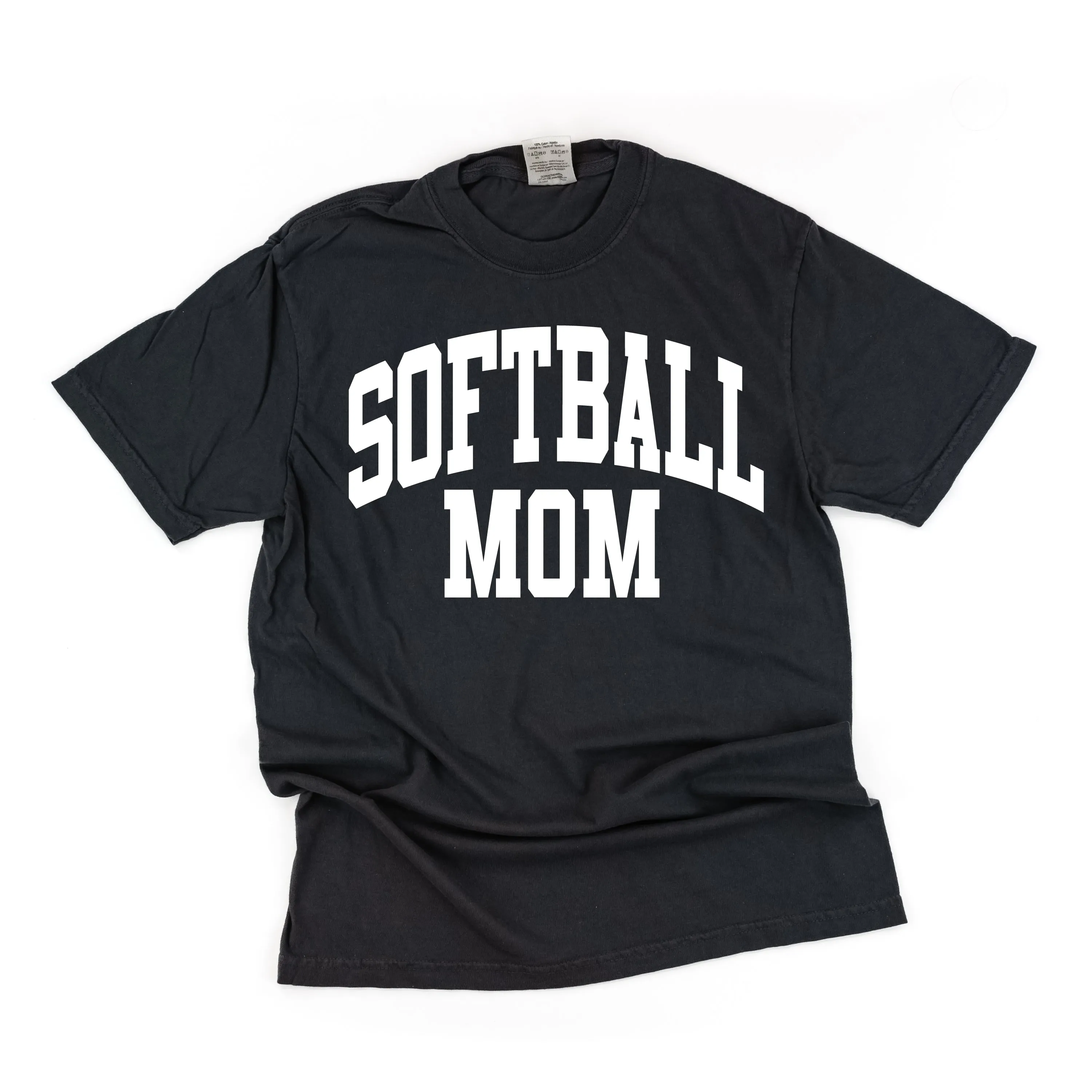 Varsity Style - SOFTBALL MOM - SHORT SLEEVE COMFORT COLORS TEE