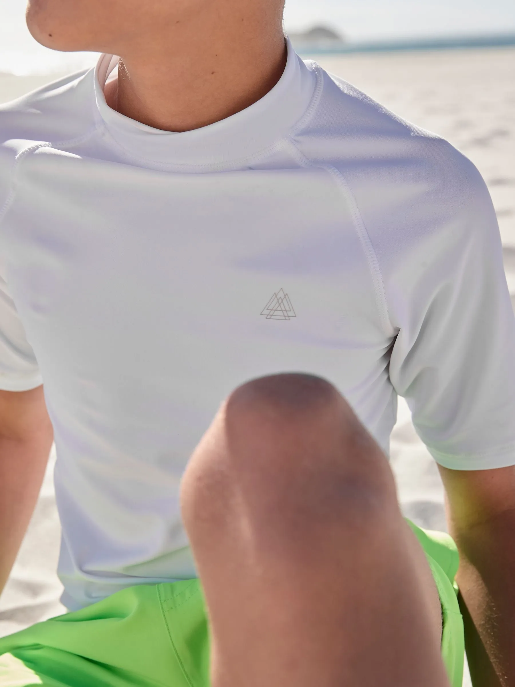 White Short Sleeve Rash Vest (1.5-16yrs)