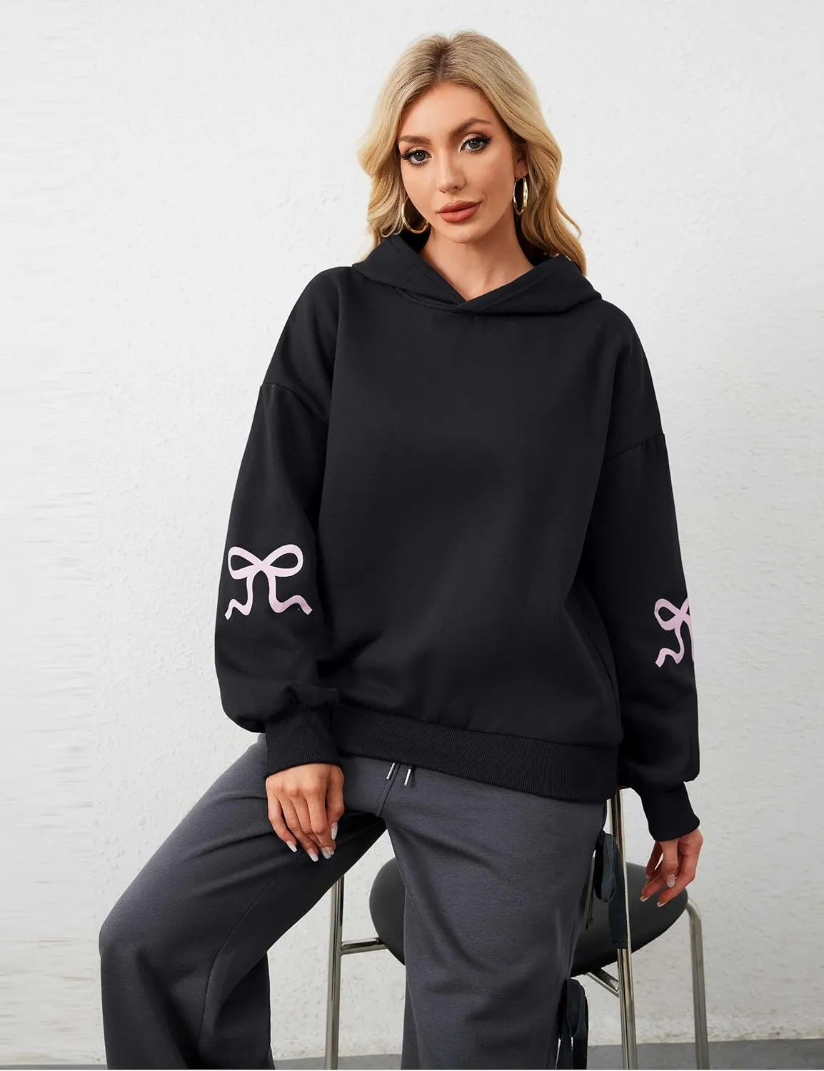 Women Pink Bow Hoodies Loose Fit Long Sleeve Graphic Preppy Hoodies Casual Y2k Cute Hoodies for Teen Girls Outfits