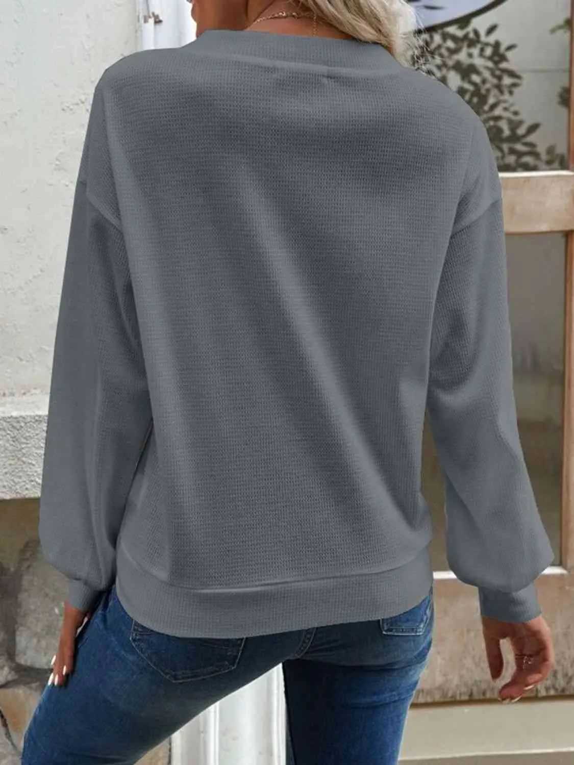Women's V-Neck Cold Shoulder Blouse