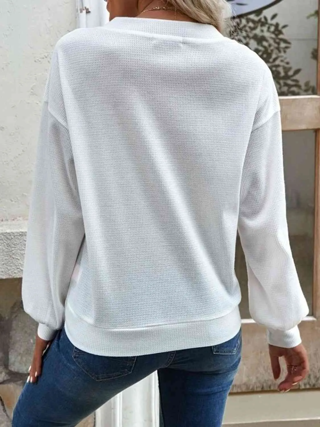 Women's V-Neck Cold Shoulder Blouse